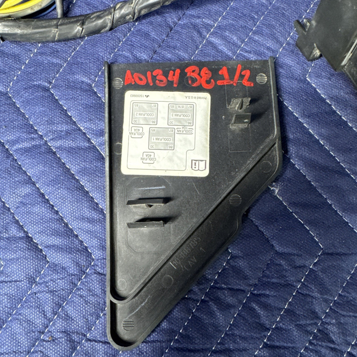2003-2007 Silverado Sierra Cooling Fan Fuse Relay Box Harness 15304984 OEM