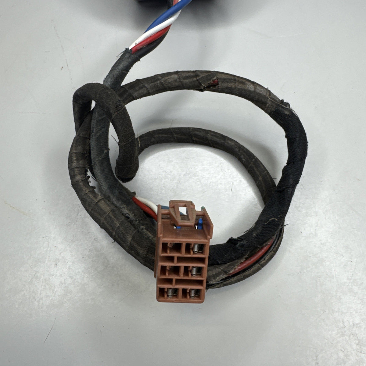 AccuTrac P7305 Trailer Brake Controller GMT800 Plug & Play Chevy GMC Silverado