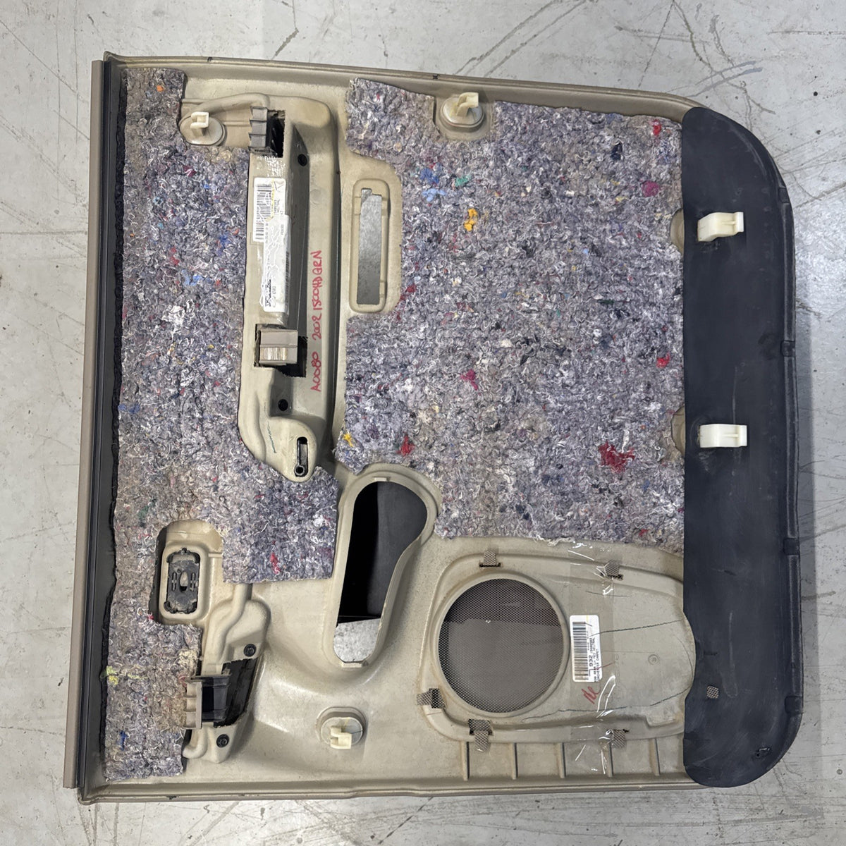 2001-2002 Silverado Sierra Crew Cab LH Rear Door Panel 15086583 OEM