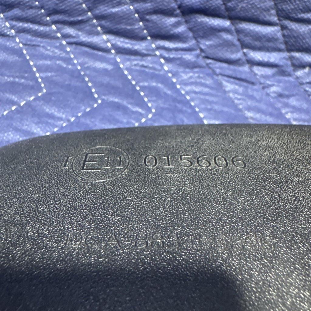 2002 Silverado Sierra Tahoe Yukon Auto Dimming Mirror IE11015606 Gentex OEM