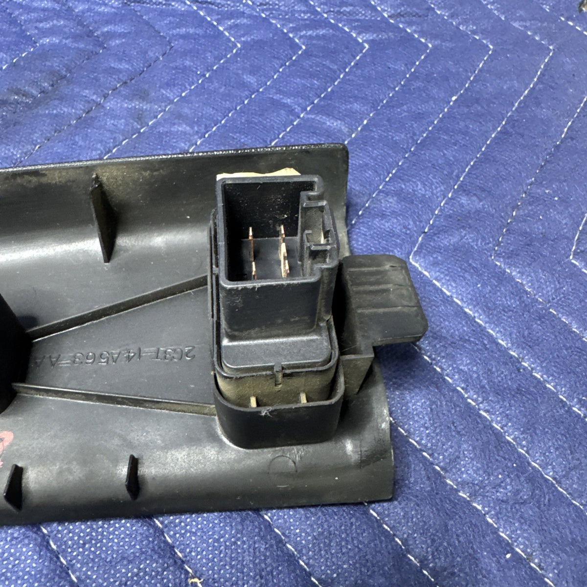 2002-2007 Ford F250 F350 Super Duty RH Window Lock Switch Bezel 2C3T-14A563-AA