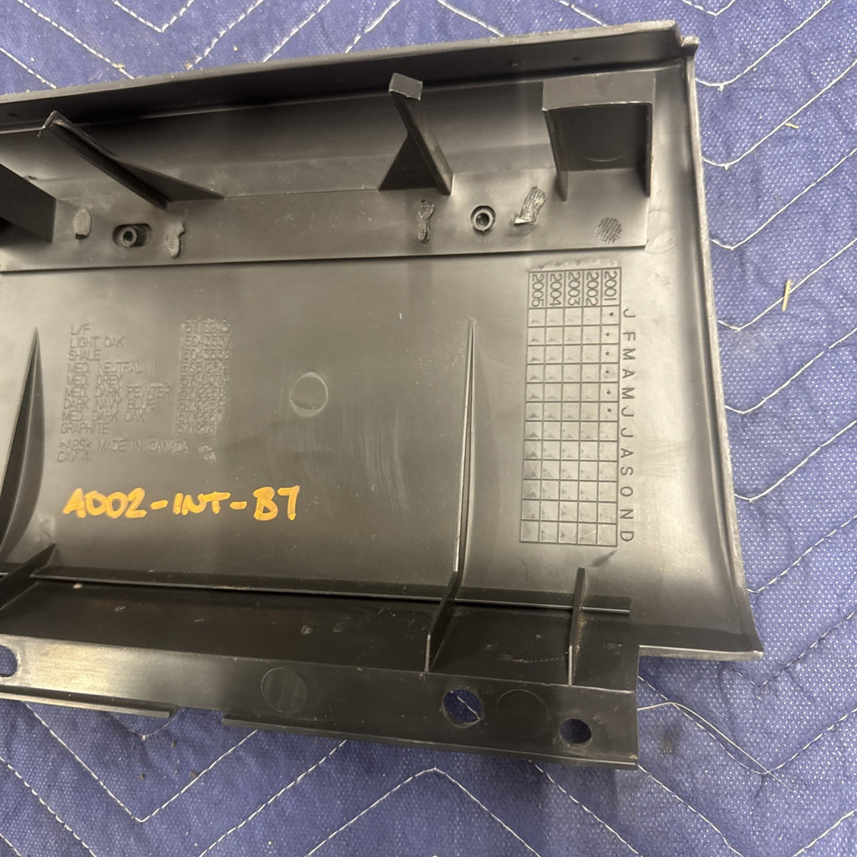 1999–2002 Silverado Sierra Dash Cup Holder Delete Panel 15712261 OEM