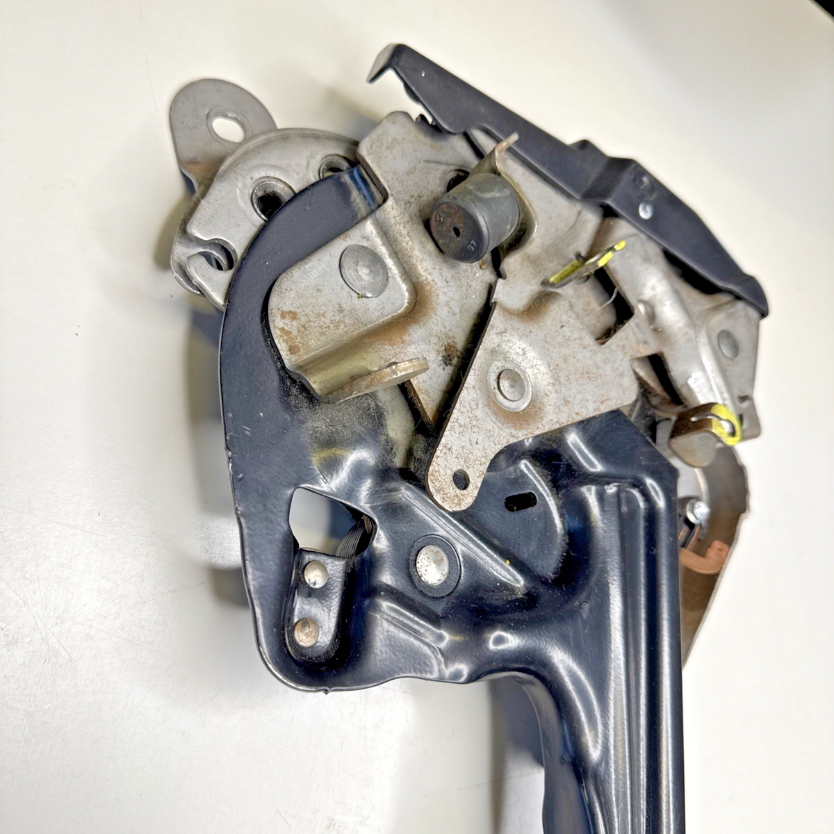 03-06 GM Silverado Sierra Tahoe Yukon Emergency Parking Brake Pedal Assembly OEM