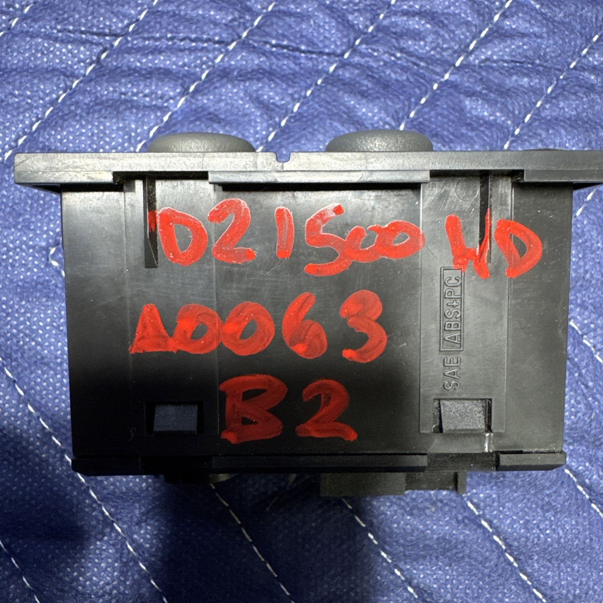 1999-2002 Silverado Sierra Tahoe Yukon Fog Cargo Light Switch 15735837