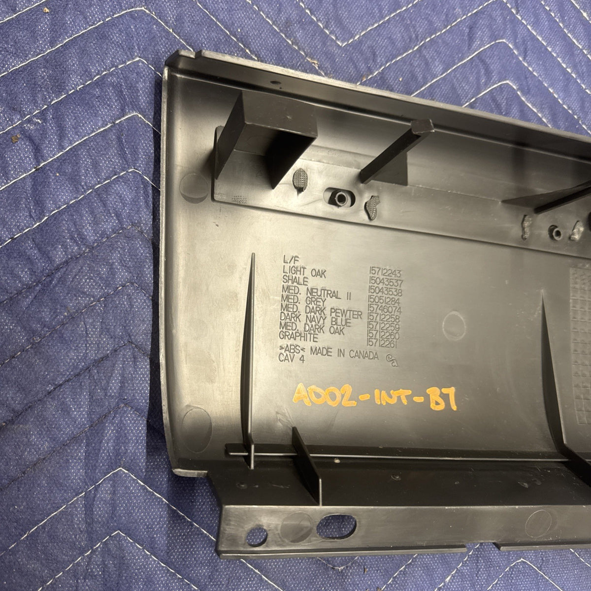 1999–2002 Silverado Sierra Dash Cup Holder Delete Panel 15712261 OEM