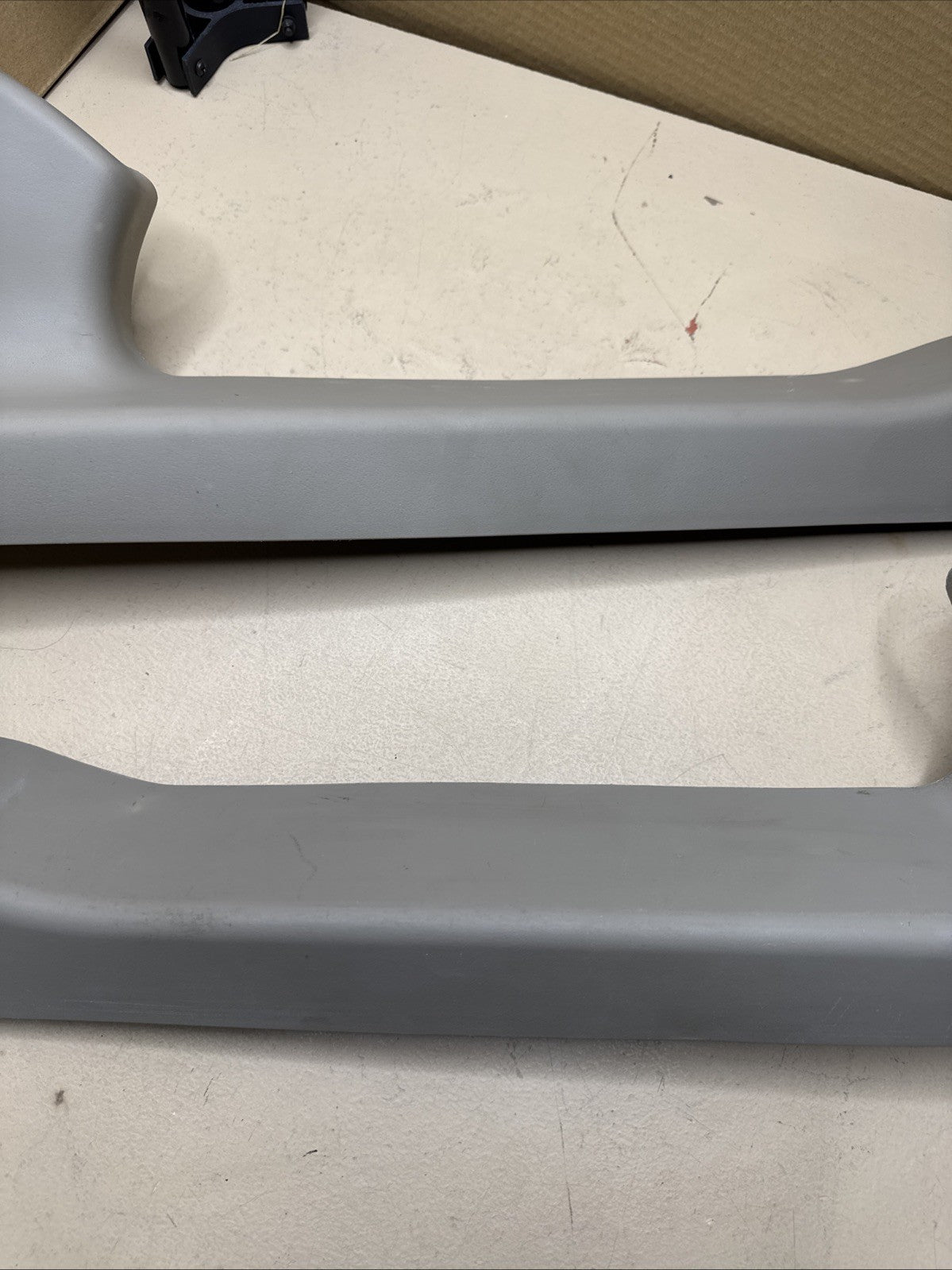 2003–2006 Silverado Sierra Crew Cab Rear Seat Belt Bezels Shale LH RH OEM